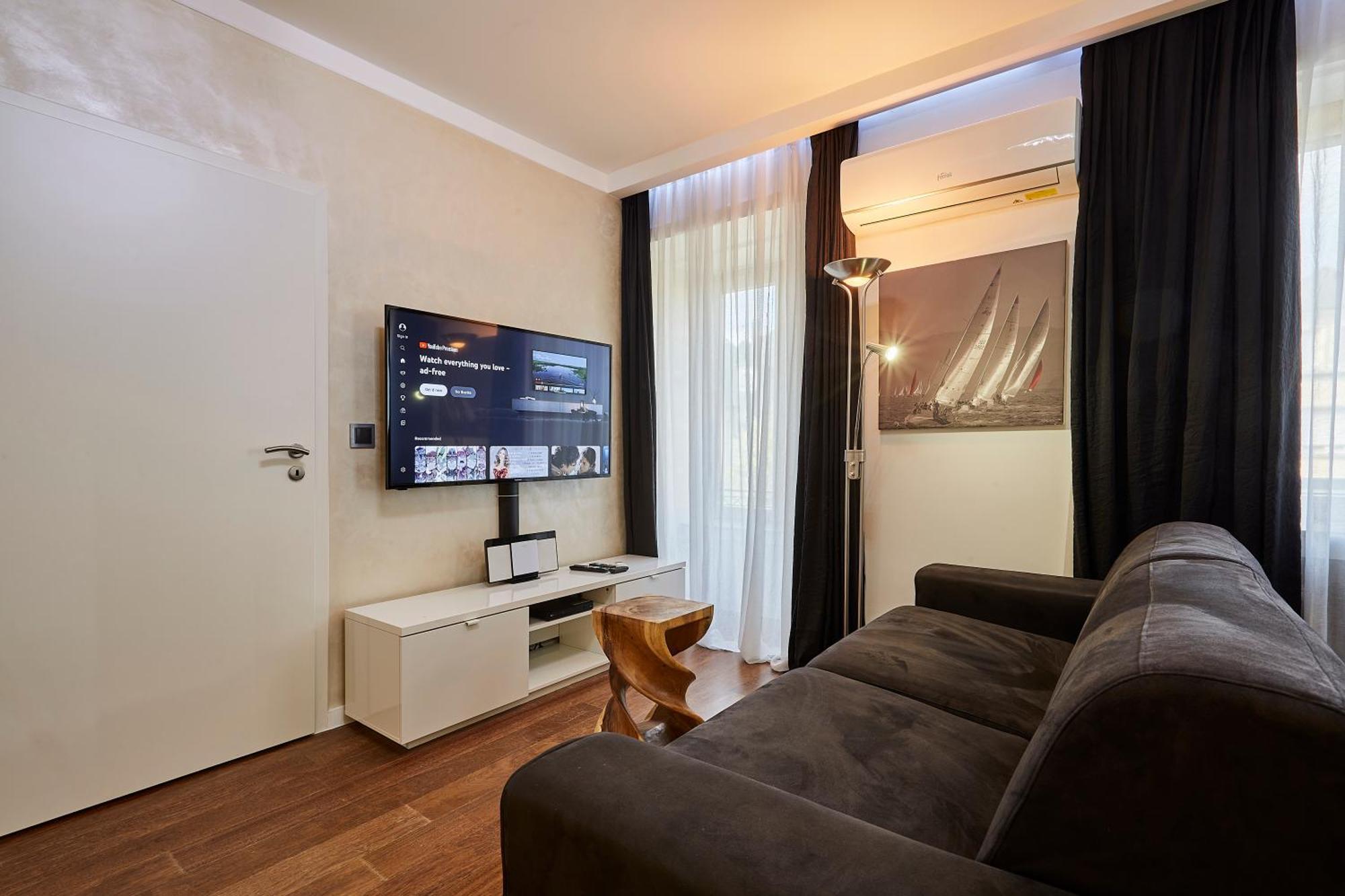 The Queen Luxury Apartments - Villa Medici Люксембург Экстерьер фото
